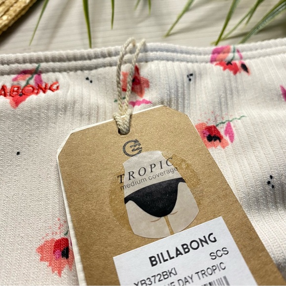 Billabong ❤️ Floral Kiss the Day Ribbed Tropic Cheeky Bikini Bottom - Picture 16 of 16